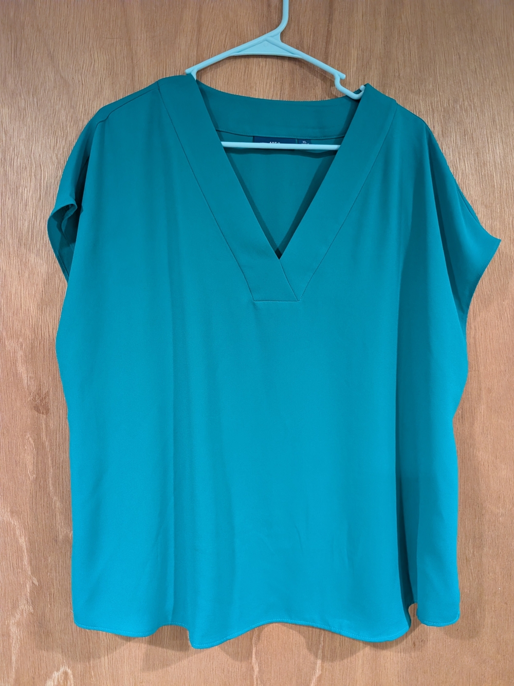 Apt. 9 Teal V-Neck Short Sleeve Blouse